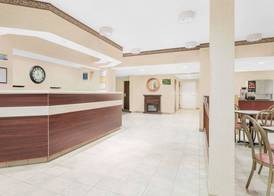 Microtel Inn & Suites by Wyndham Hamburg 2