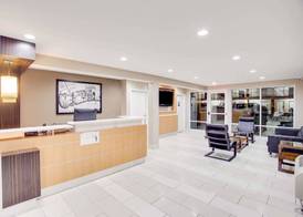 Super 8 by Wyndham Dalton 2