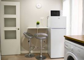Apartamentos GO - Leopoldo Cano Center 4