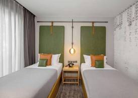 The Social House 2