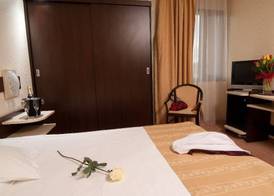 Hotel Rapsodia City Center 4