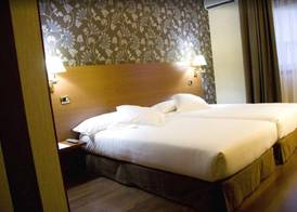 Ipanema Hotel by gaiarooms 4