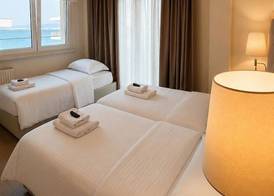 Avra Hotel 5