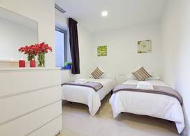Charmsuites Nou Rambla 3