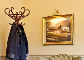 CRAIG MANOR 4