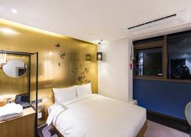 Stayrak Hotel 4