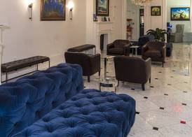 Royal Frenchmen Hotel and Bar 4