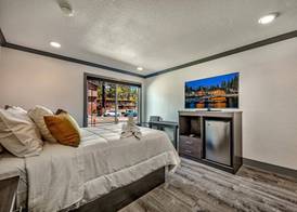 The Elet Hotel 4