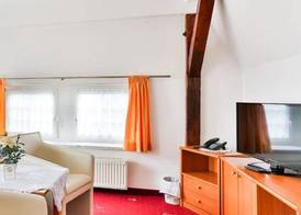 Hotel & Pension Villa Camenz 4
