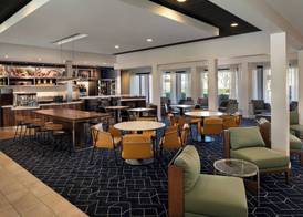 Courtyard by Marriott Bakersfield 4