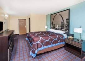 Super 8 by Wyndham Okawville 4