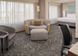 Courtyard by Marriott Portland Airport 5