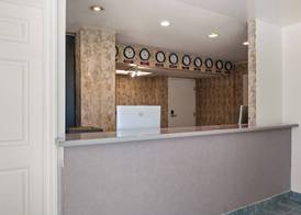 Bay Breeze Inn 2