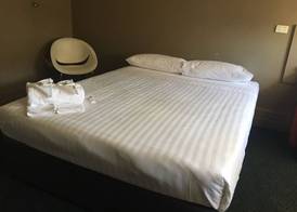 Swansea Hotel 4