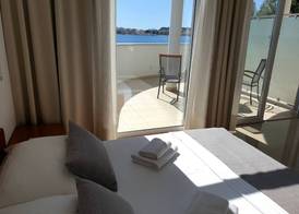 Sunset Split Rooms 5