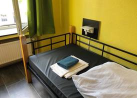 Backpackers Düsseldorf - SELF CHECK-IN 3