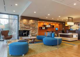 Fairfield Inn & Suites by Marriott Alexandria 3