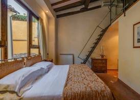 Boutique Hotel In Piazza Della Signoria 3