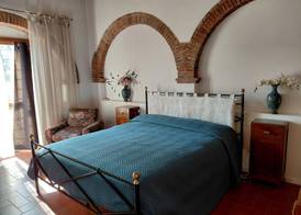 Il Peppolo Country House 3