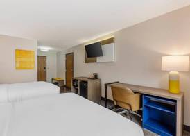 Comfort Inn River's Edge 5
