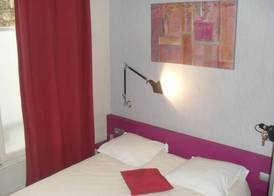 Hôtel Latino Reims Centre 5