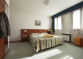 Hotel Naonis 2
