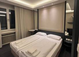 Adrett Hotel Königsallee 4