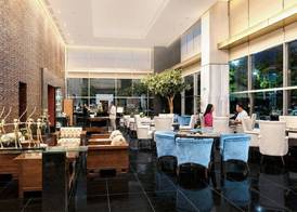 Manhattan Hotel Jakarta 4