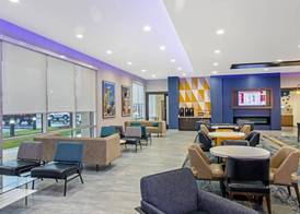 La Quinta Inn & Suites by Wyndham Miramar Beach-Destin 5