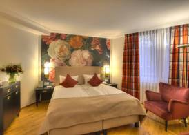 Nells Park Hotel 4