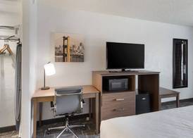 Clarion Hotel Concord-Walnut Creek 4