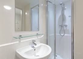 JOIVY Affordable Edinburgh - Adults only 3