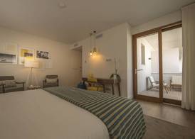 Somewhere - Estoril Guesthouse 4