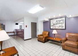 Super 8 by Wyndham Springdale AR 2