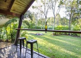 Airlie Beach Eco Cabins - Adults Only 3