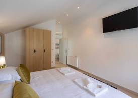 Apartments Subrenum 2