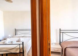 Villino Sole 3 With A/C Near Beach & Centre 2