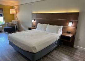 Holiday Inn Express & Suites SAN DIMAS by IHG 2
