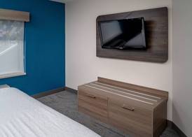 Holiday Inn Express & Suites CHARLESTON-KANAWHA CITY by IHG 4