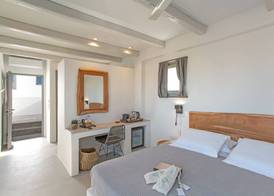 Paros Cape Suites 4