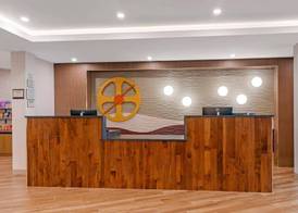 Cambria Hotel & Suites Plymouth 4
