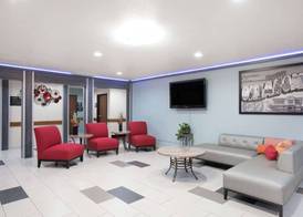 Super 8 by Wyndham Claremore OK 3