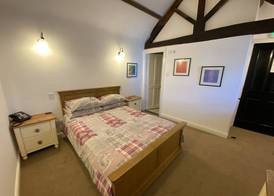 The White Hart 4