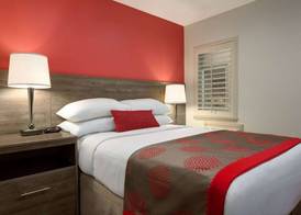 Ramada by Wyndham Oakland Downtown City Center 5