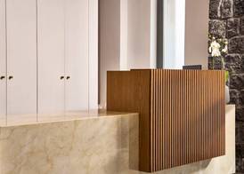 Alleys All-Suite Hotel & Spa 2