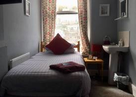 Bridgeside Guest House 3