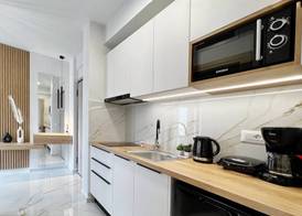 B&K ROOMS 5