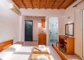 Golden Valentin Apartments 5