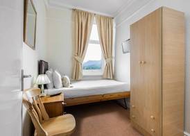 Lincoln Guest House 5