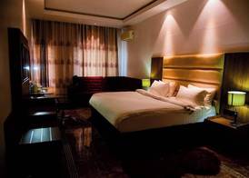 Richland Hotel 4
